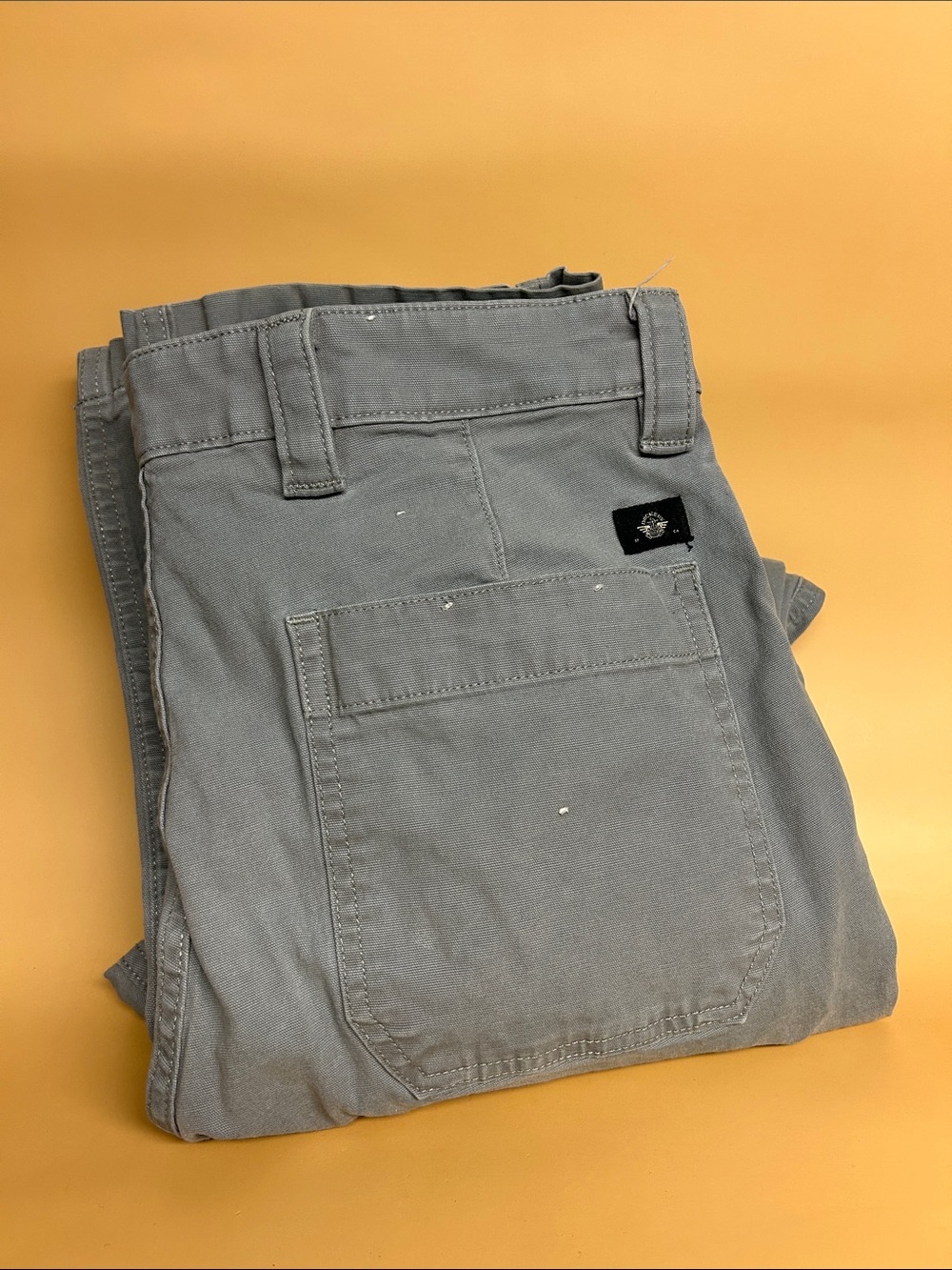Dockers Men's Chino Pants in Light Grey size 32